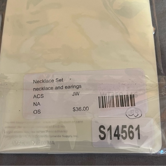 Prom/Special Occasion Necklace and Earrings, Purple and Pink shades - Picture 13 of 15